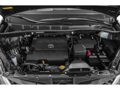 2015 Toyota Sienna SE 8 Passenger