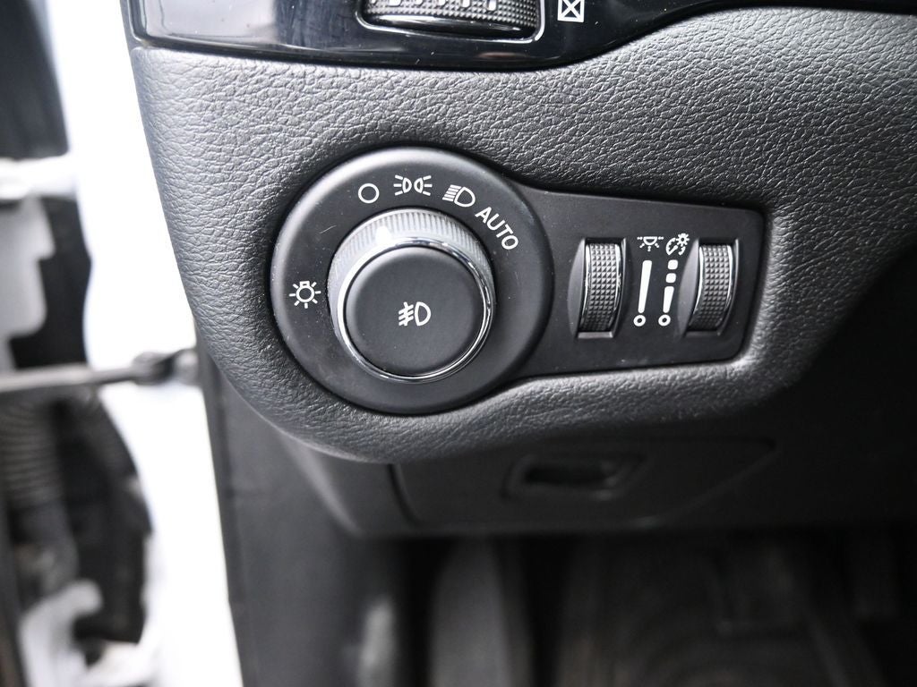 2019 Jeep Cherokee Altitude