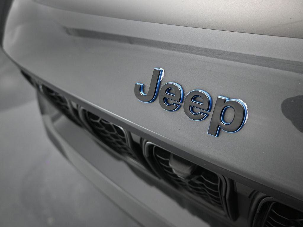 2022 Jeep Grand Cherokee Trailhawk 4xe