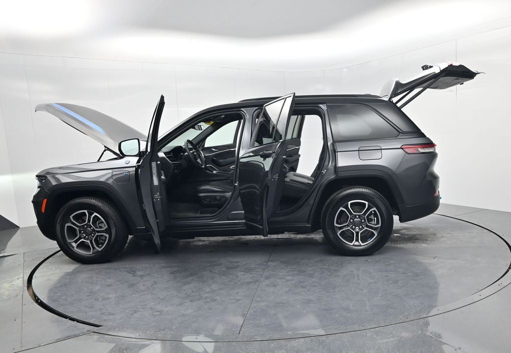 2022 Jeep Grand Cherokee Trailhawk 4xe