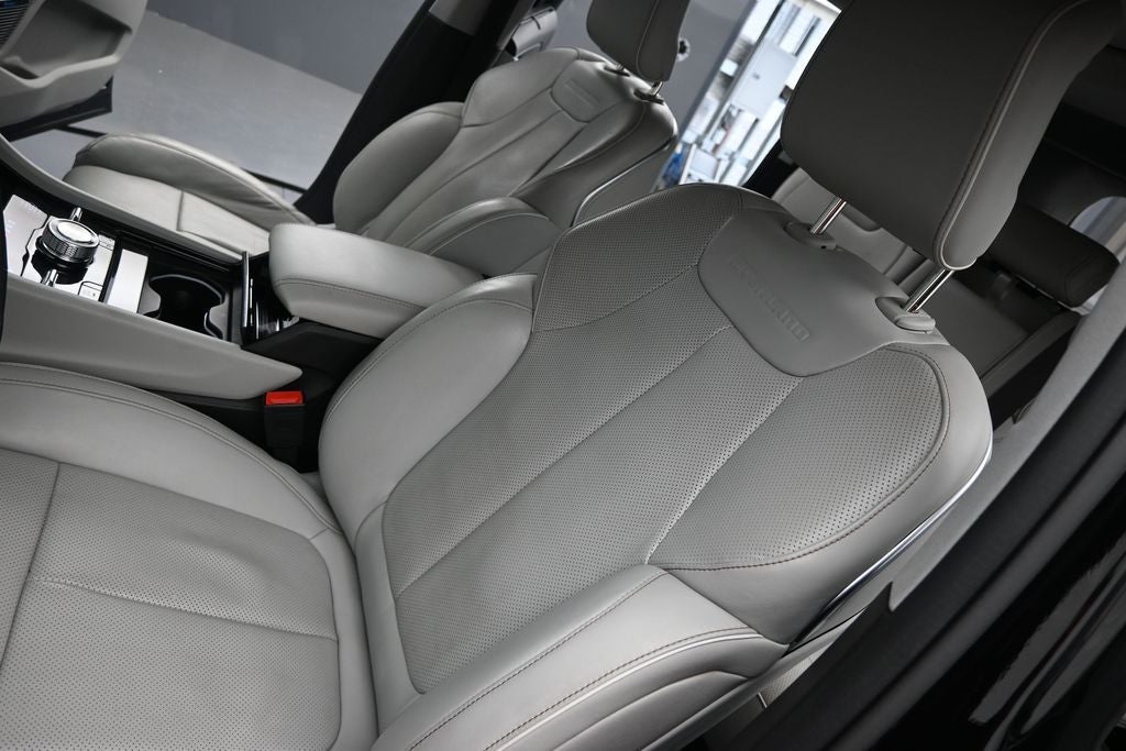 2022 Jeep Grand Cherokee Overland 4xe