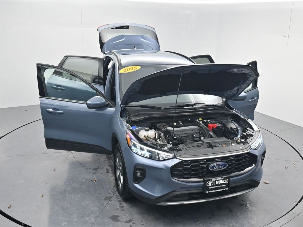 2025 Ford Escape ST-Line Select