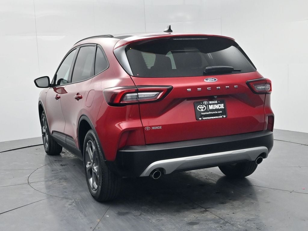 2025 Ford Escape ST-Line Select