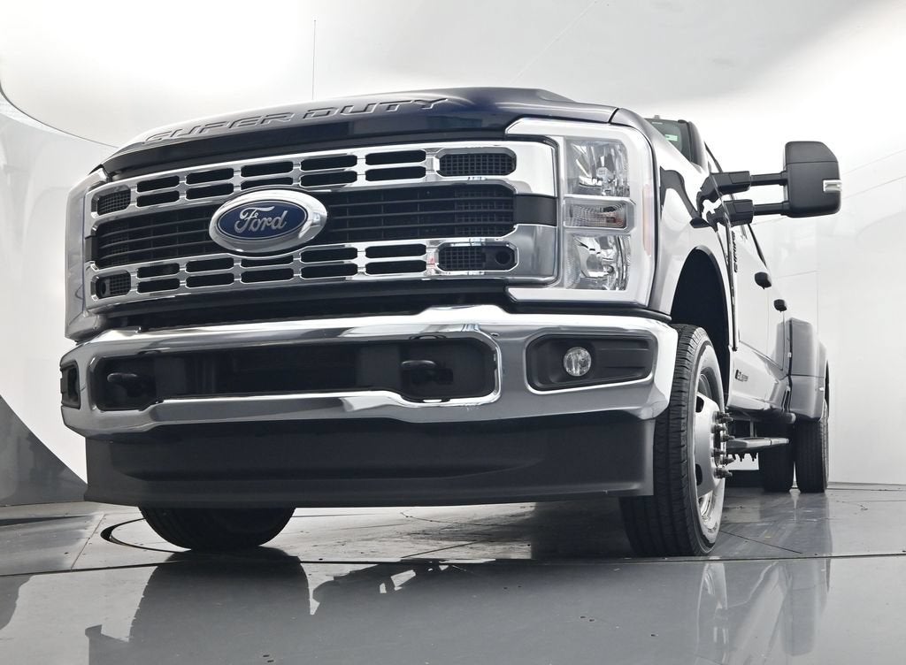 2025 Ford F-350SD XLT DRW