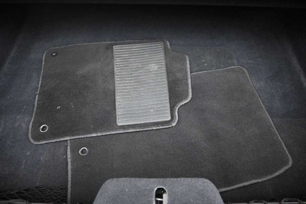 2004 Chevrolet Corvette Base