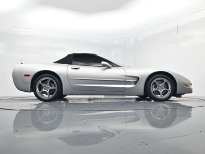 2004 Chevrolet Corvette Base