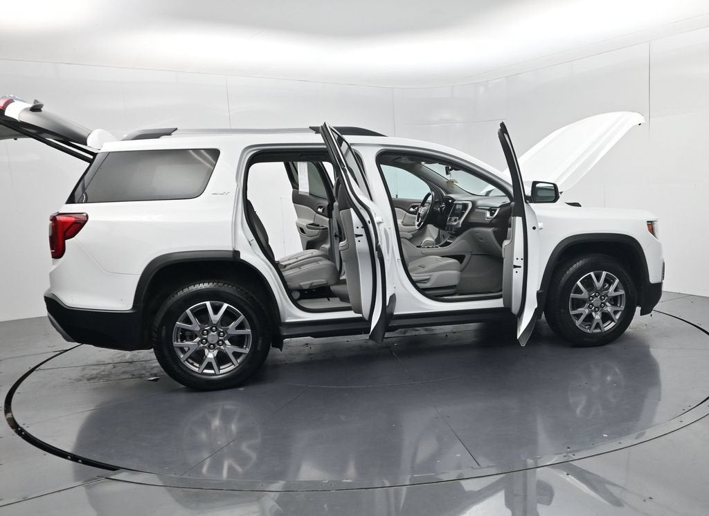 2021 GMC Acadia SLT