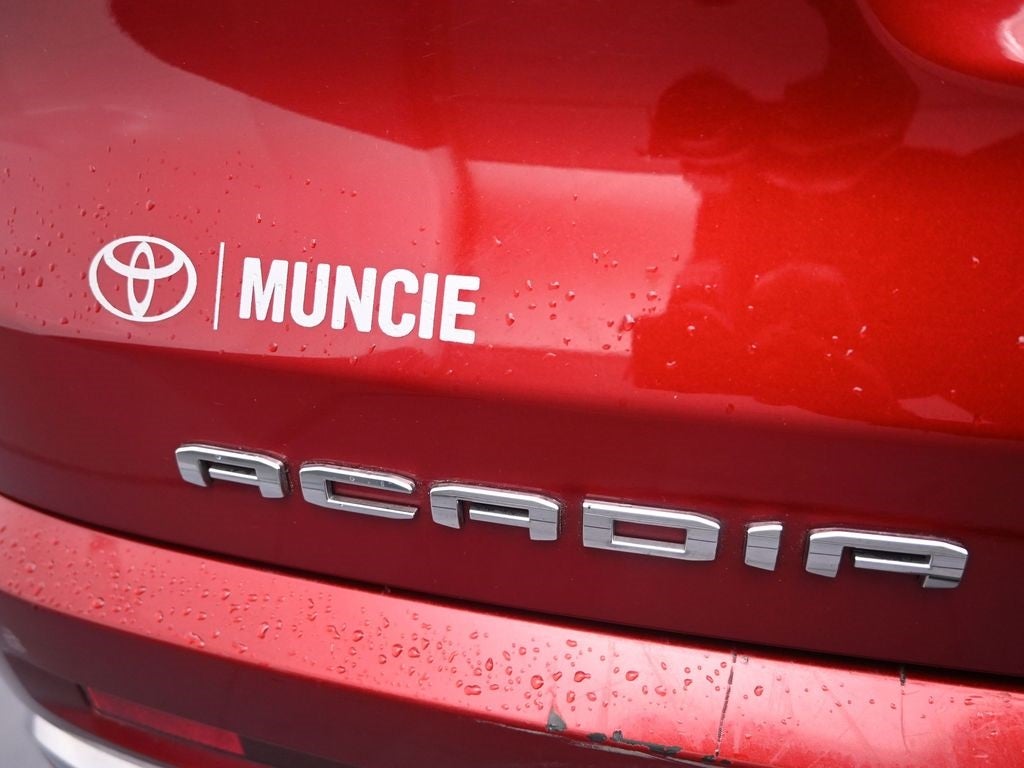 2022 GMC Acadia Denali