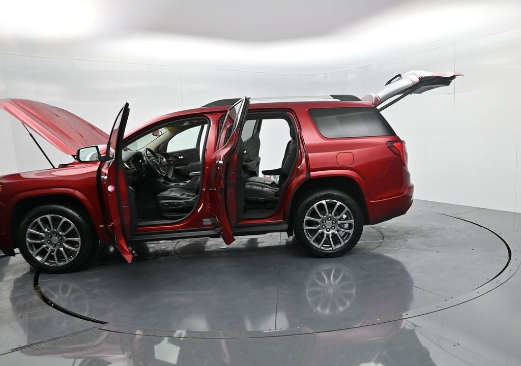 2022 GMC Acadia Denali