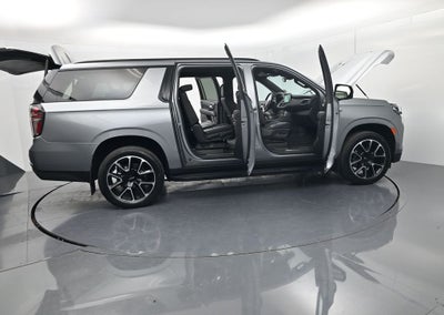 2023 Chevrolet Suburban RST
