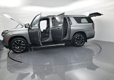 2023 Chevrolet Suburban RST