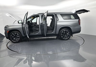 2023 Chevrolet Suburban RST