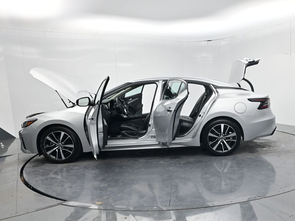 2023 Nissan Maxima SV