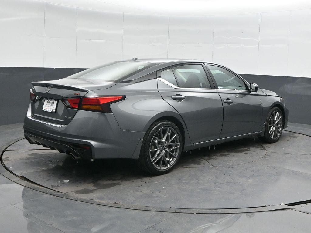 2023 Nissan Altima 2.0 SR