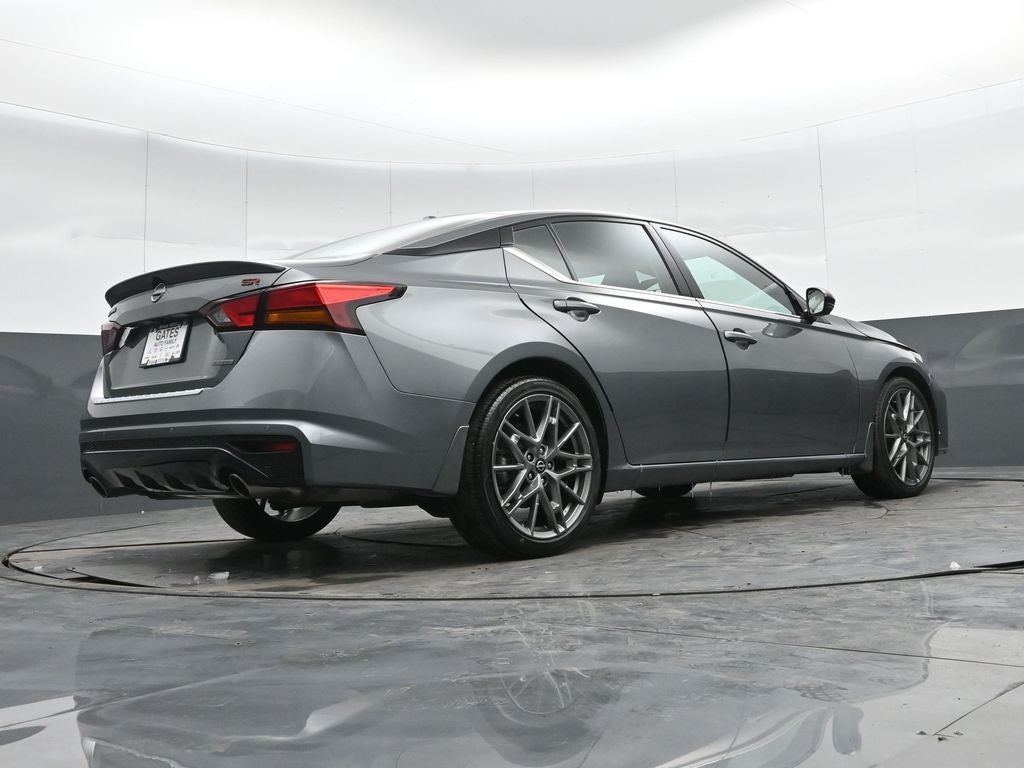 2023 Nissan Altima 2.0 SR