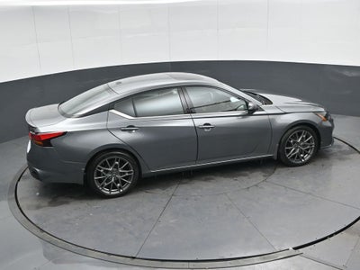 2023 Nissan Altima 2.0 SR