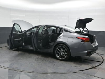 2023 Nissan Altima 2.0 SR