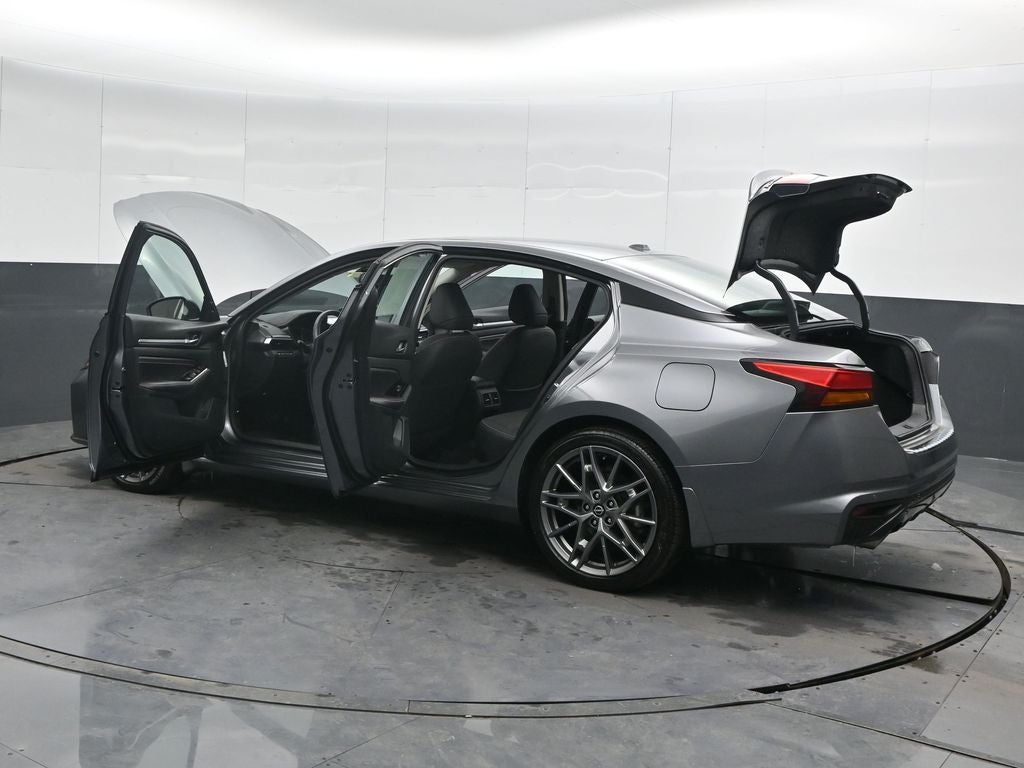2023 Nissan Altima 2.0 SR