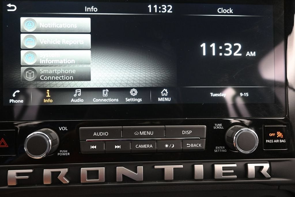 2025 Nissan Frontier SV
