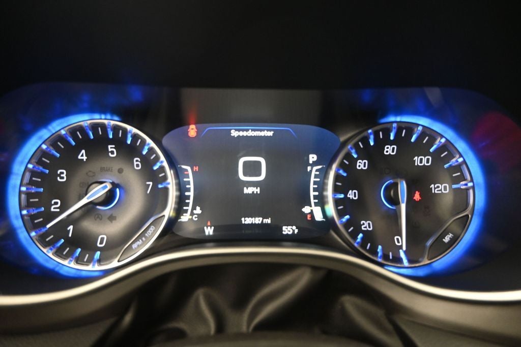 2022 Chrysler Pacifica Touring L
