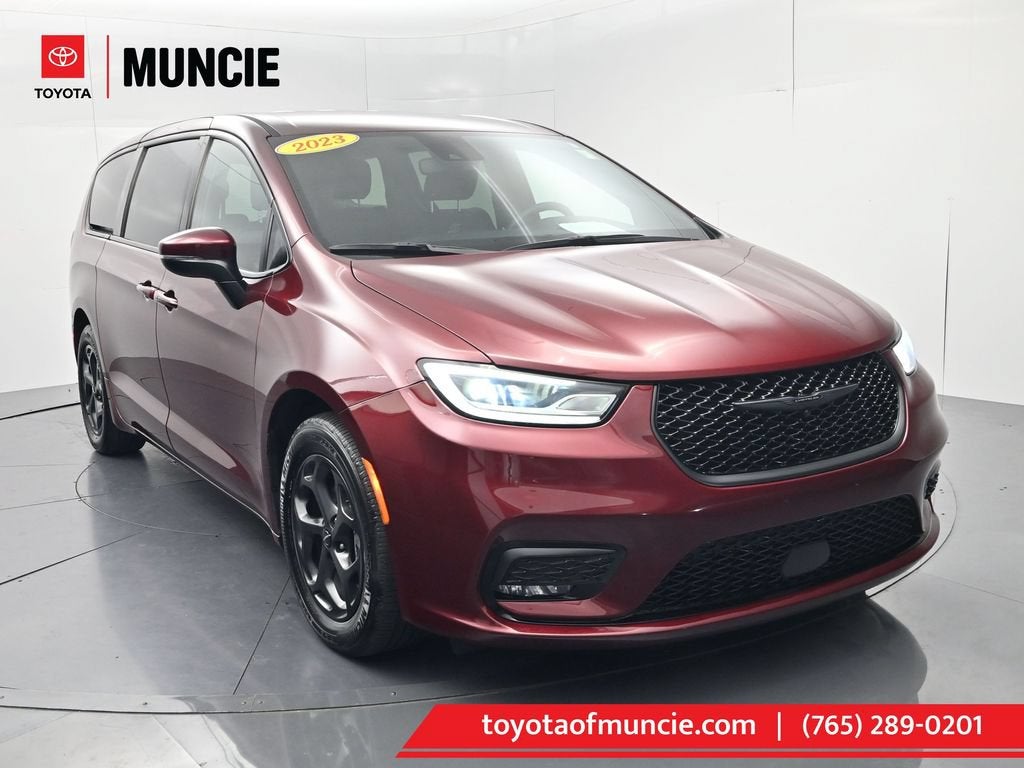 2023 Chrysler Pacifica Hybrid Touring L