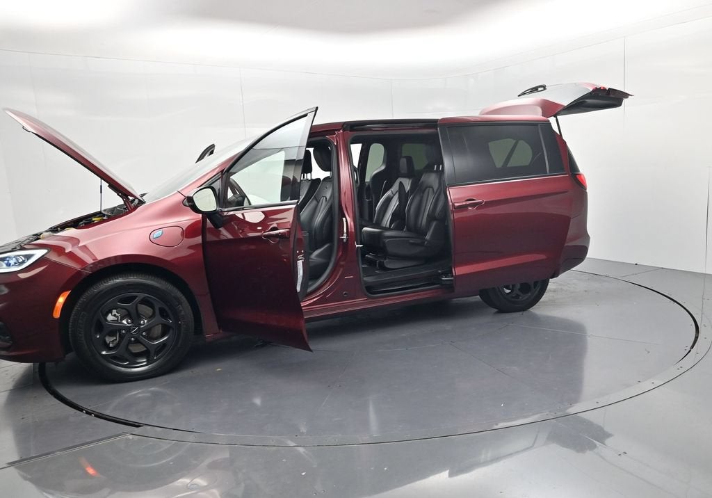 2023 Chrysler Pacifica Hybrid Touring L