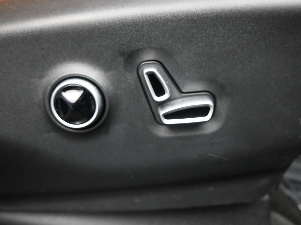 2023 Chrysler Pacifica Hybrid Pinnacle