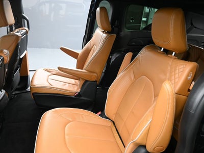2023 Chrysler Pacifica Hybrid Pinnacle