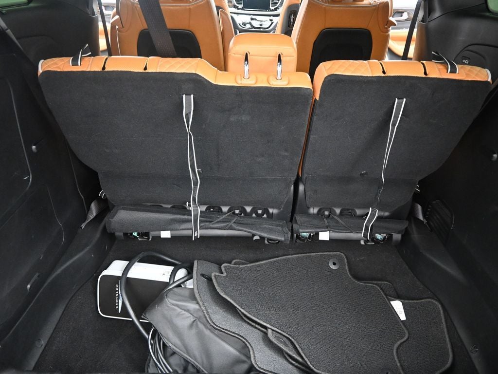 2023 Chrysler Pacifica Hybrid Pinnacle