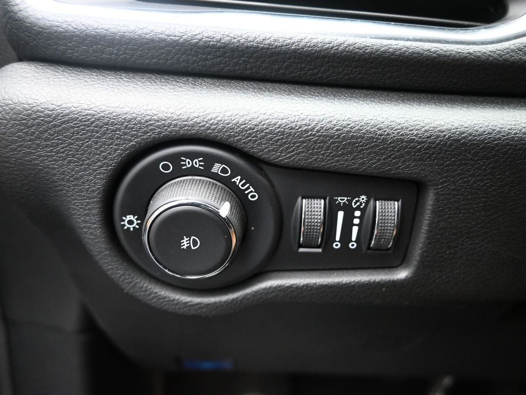 2023 Chrysler Pacifica Hybrid Pinnacle