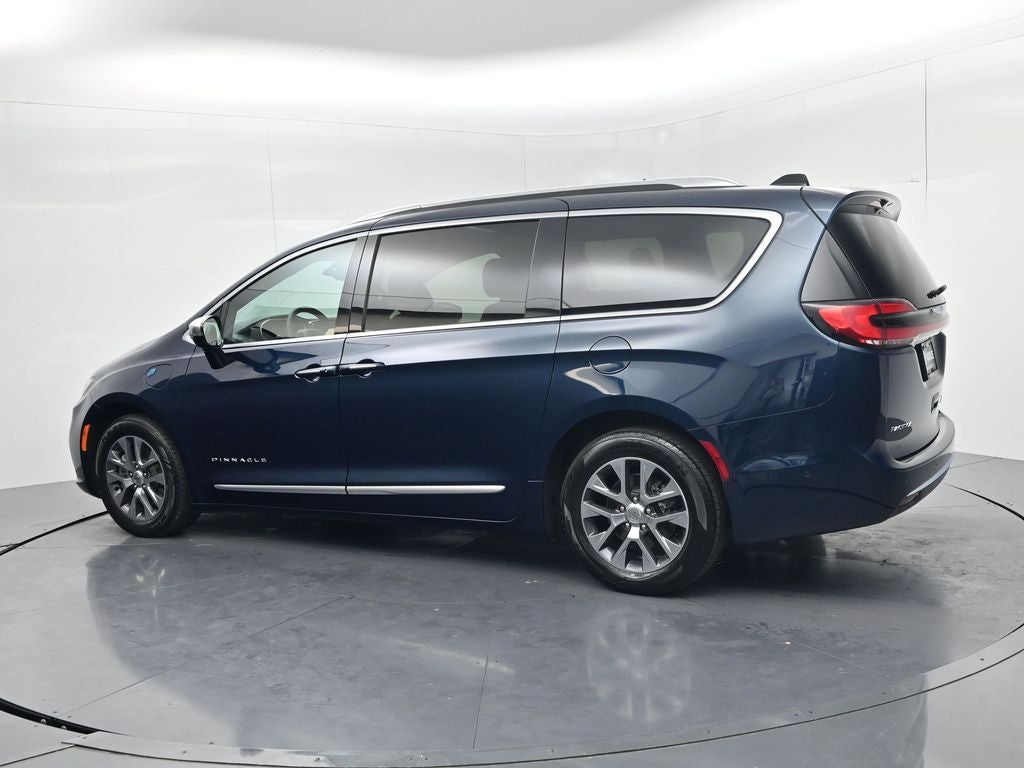 2023 Chrysler Pacifica Hybrid Pinnacle