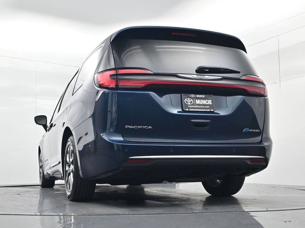 2023 Chrysler Pacifica Hybrid Pinnacle
