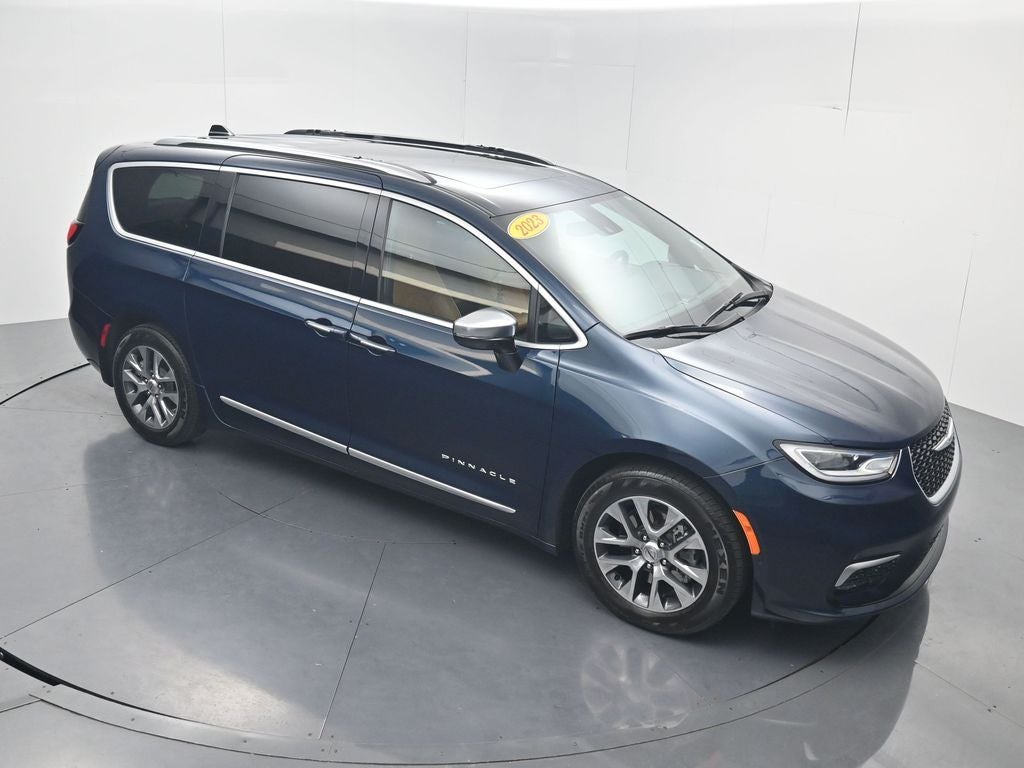 2023 Chrysler Pacifica Hybrid Pinnacle