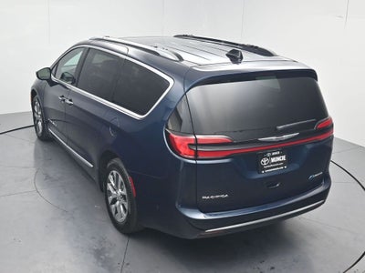 2023 Chrysler Pacifica Hybrid Pinnacle