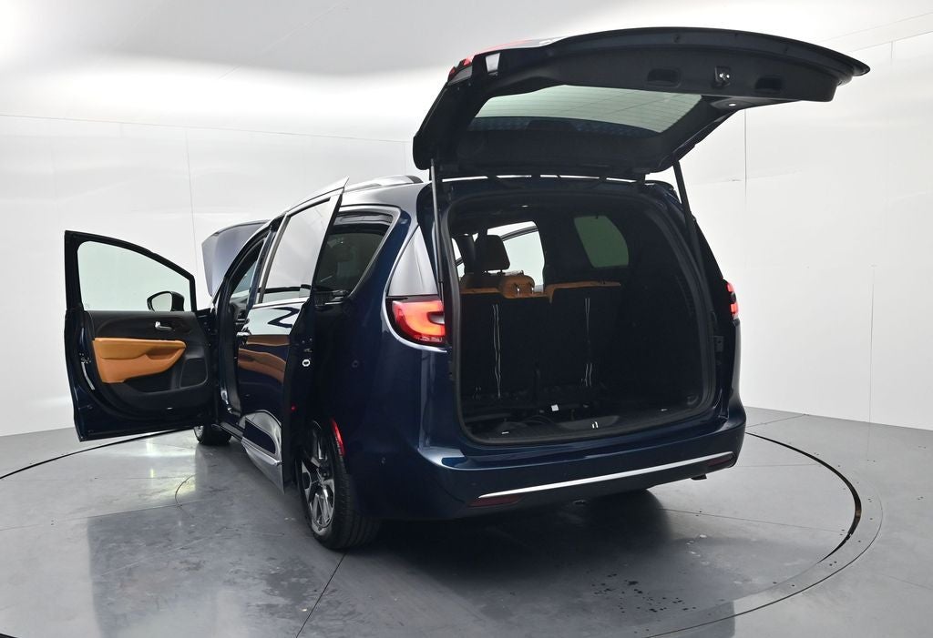2023 Chrysler Pacifica Hybrid Pinnacle
