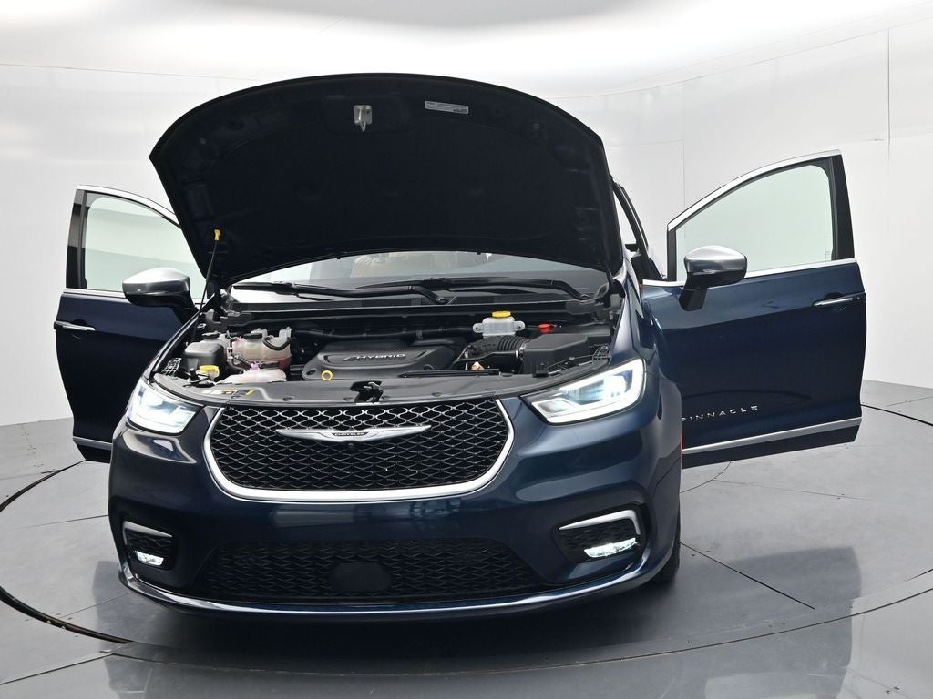 2023 Chrysler Pacifica Hybrid Pinnacle