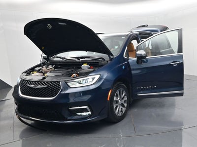 2023 Chrysler Pacifica Hybrid Pinnacle