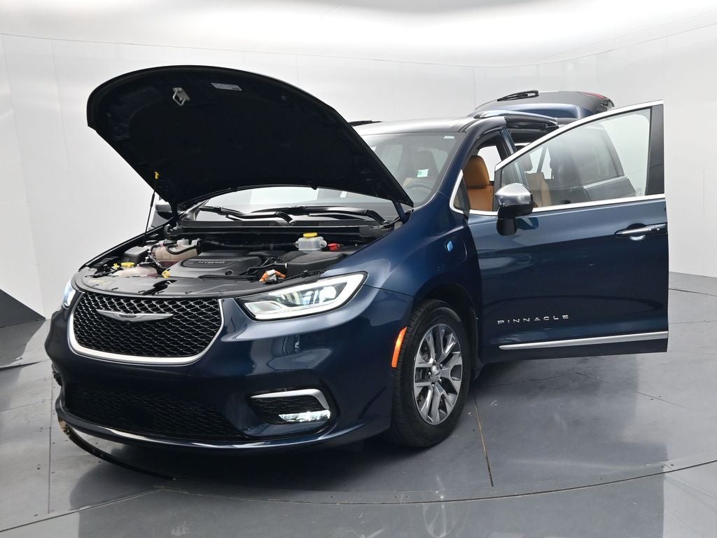 2023 Chrysler Pacifica Hybrid Pinnacle