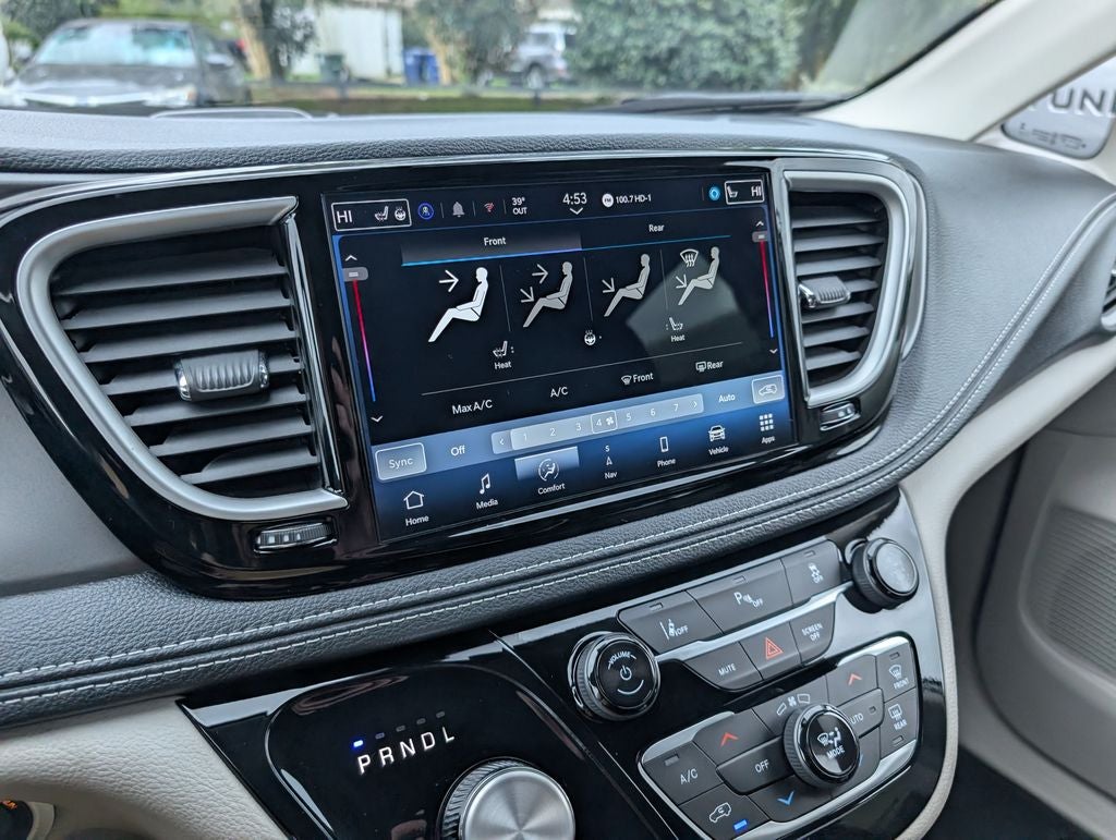 2024 Chrysler Pacifica Hybrid Select