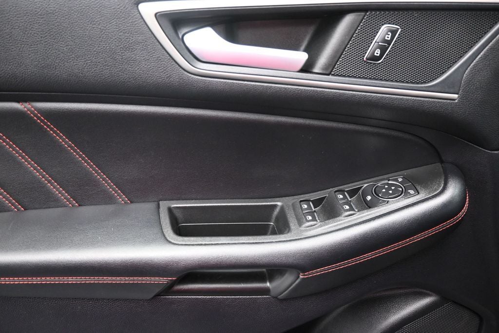 2022 Ford Edge ST Line