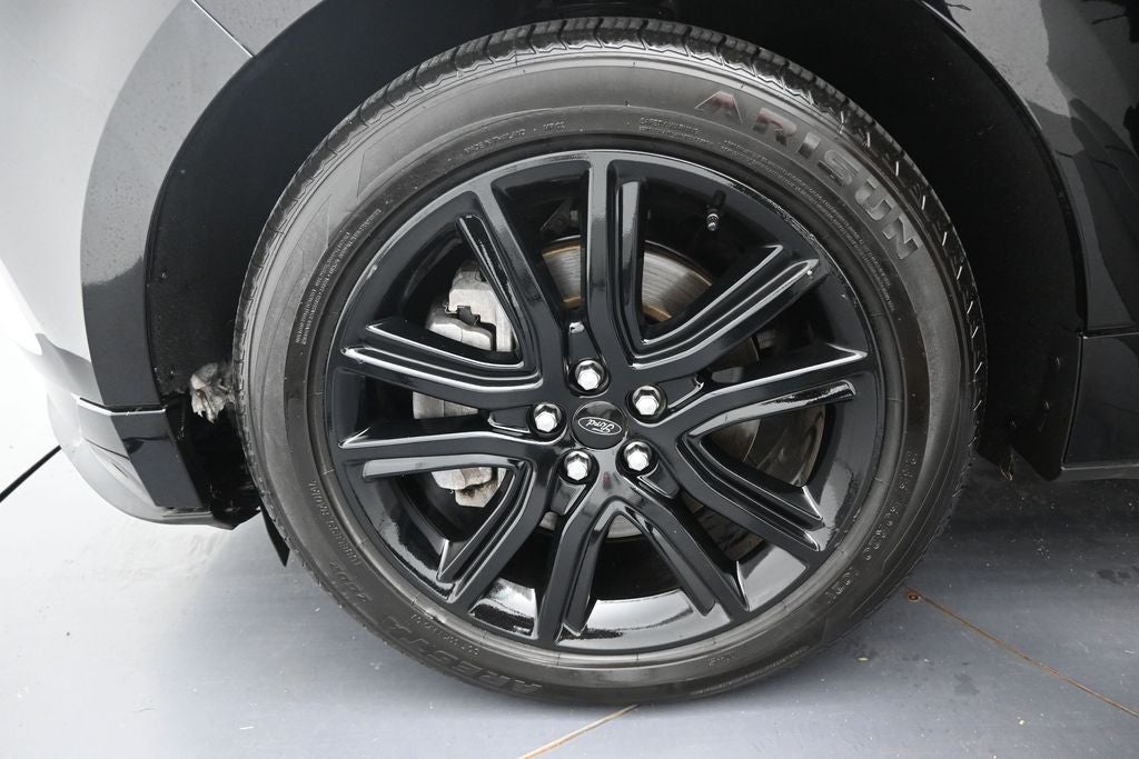 2022 Ford Edge ST Line