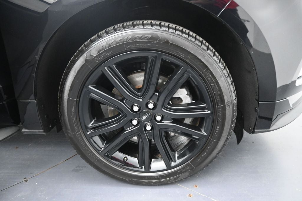 2022 Ford Edge ST Line