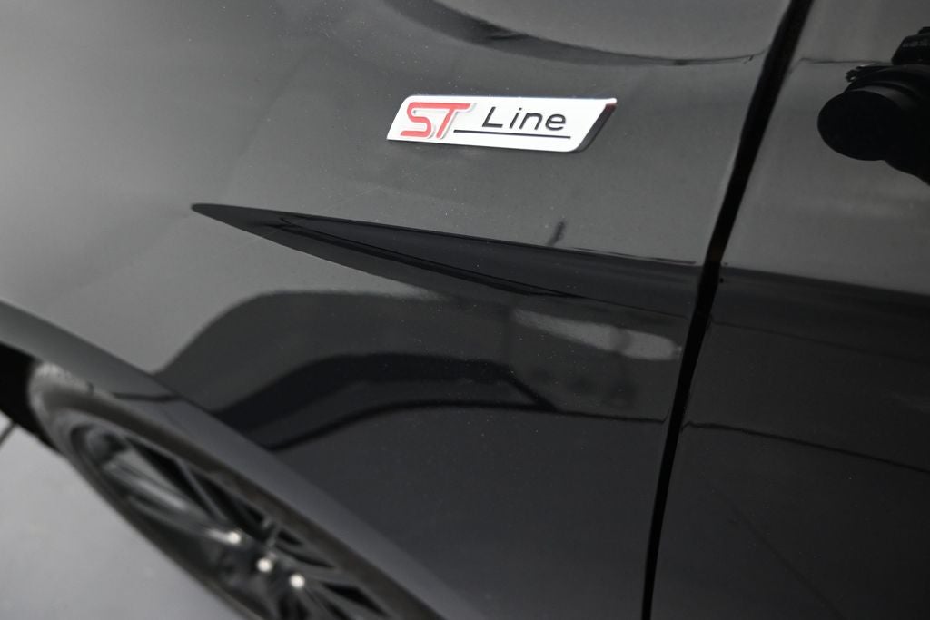 2022 Ford Edge ST Line
