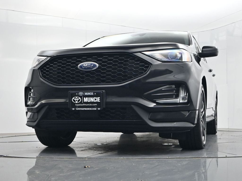2022 Ford Edge ST Line