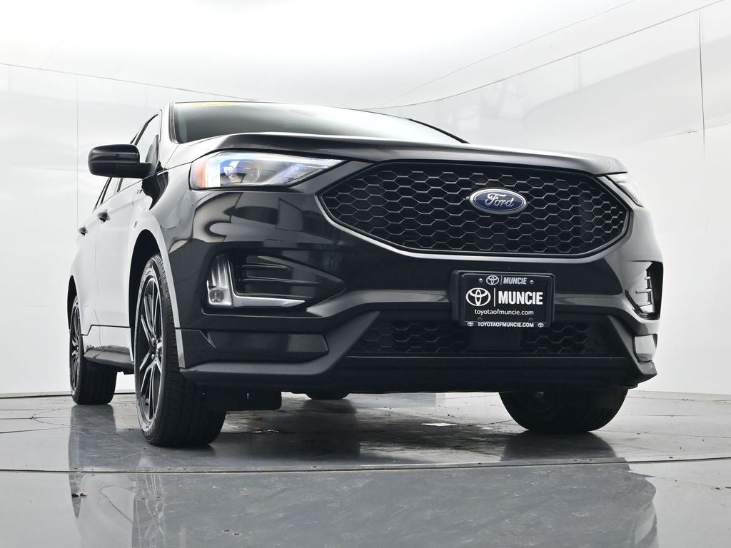 2022 Ford Edge ST Line