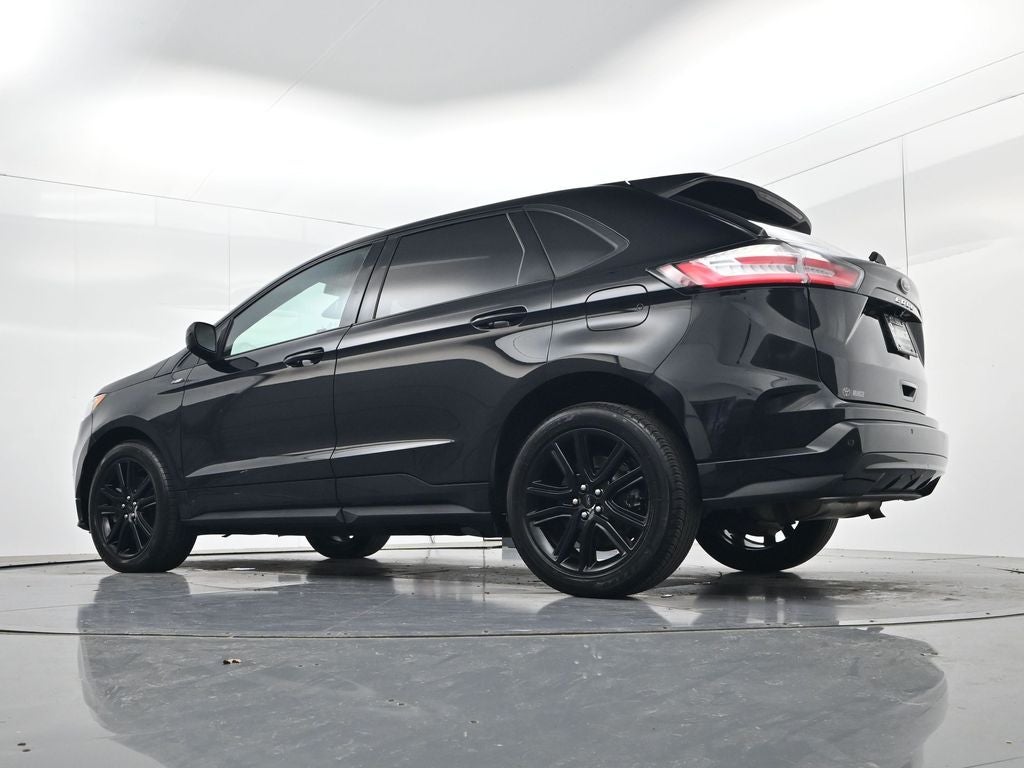 2022 Ford Edge ST Line