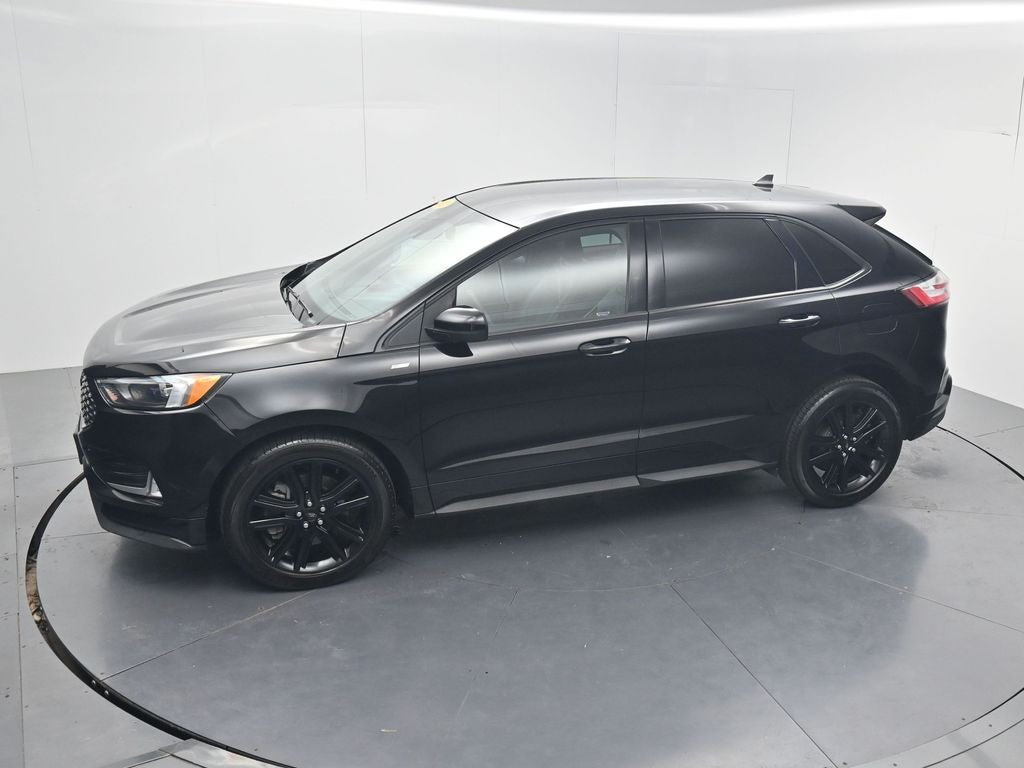 2022 Ford Edge ST Line