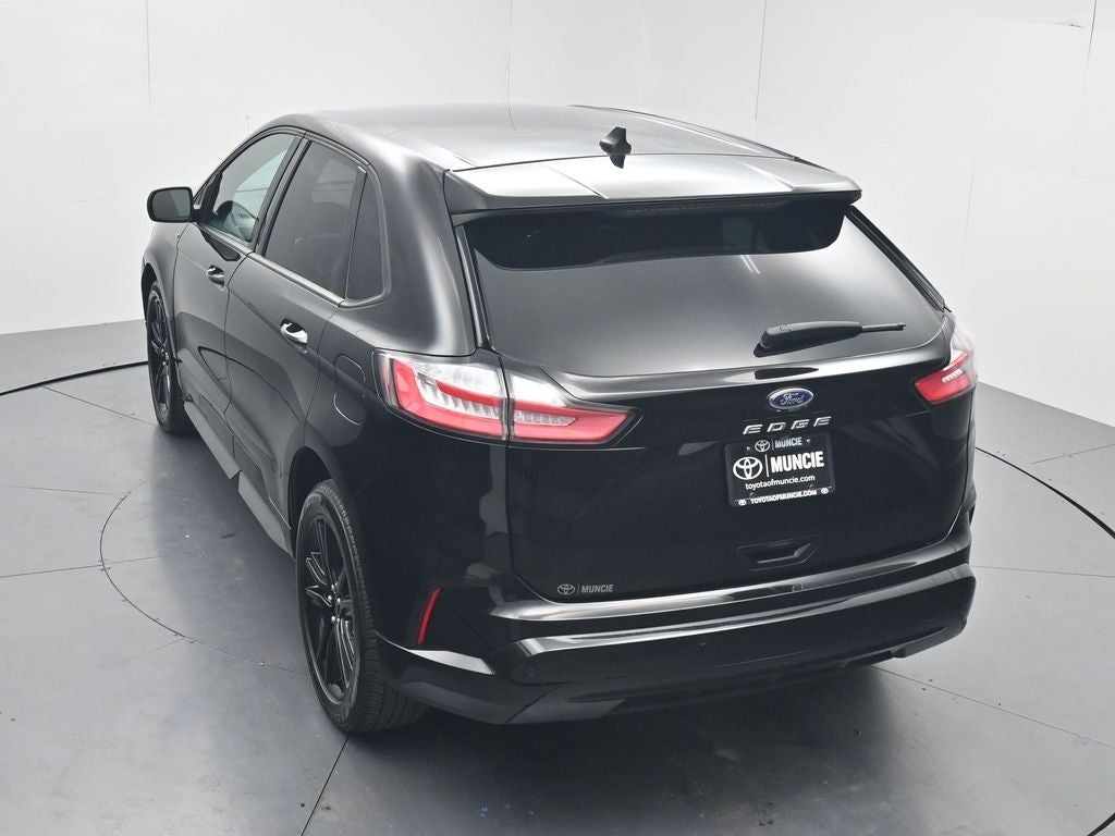 2022 Ford Edge ST Line