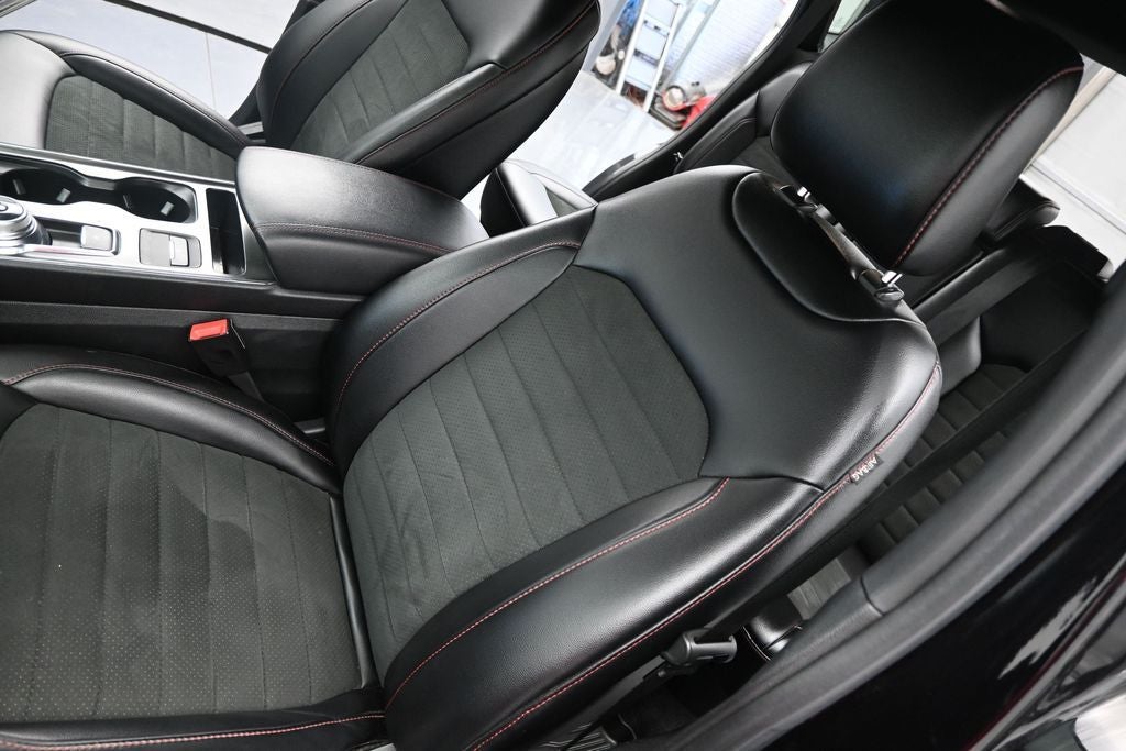2022 Ford Edge ST Line