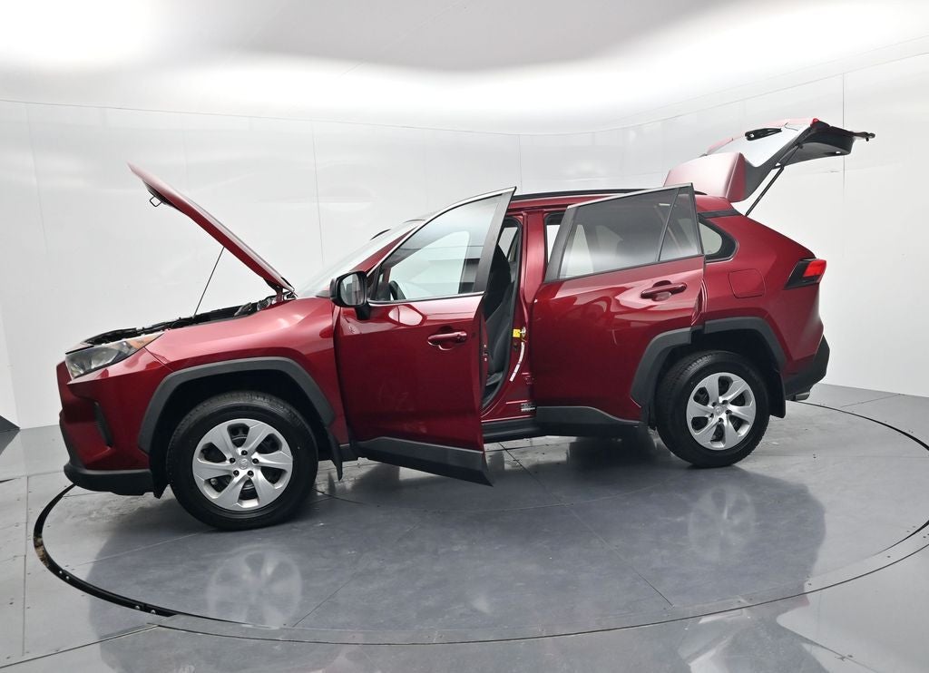 2019 Toyota RAV4 LE